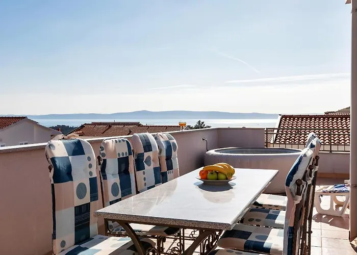 Penthaus Stipe Апартаменты Макарска