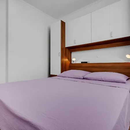 דירה Penthaus Stipe *