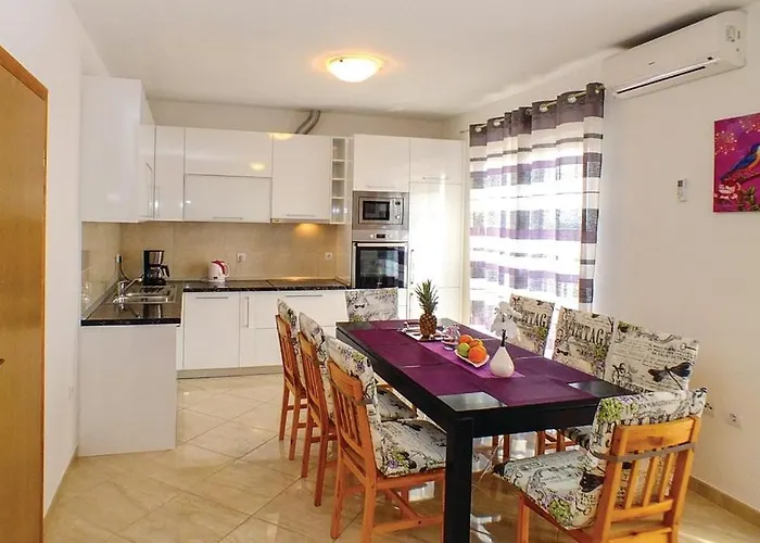 Apartament Penthaus Stipe *