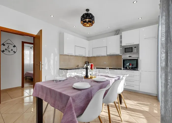 Апартаменти Penthaus Stipe *